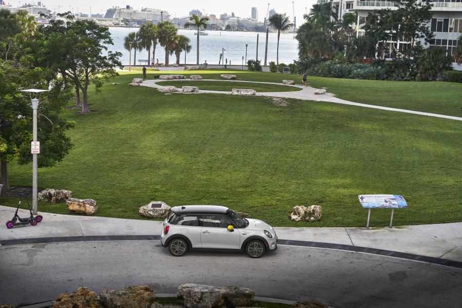  Mini Cooper SE (F56) 2020 года  (NA) (фото 267 из 342)